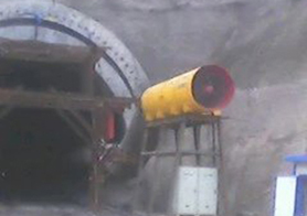 SDF系列隧道風(fēng)機(jī) SDF系列隧道風(fēng)機(jī)